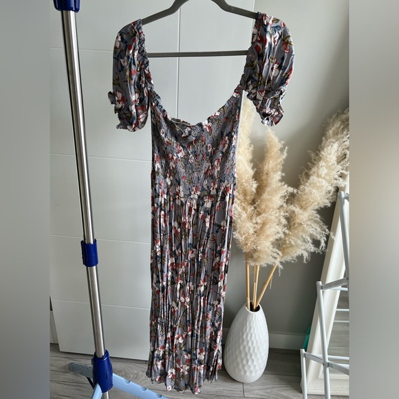 Blush Floral Maxi Dress - L - Picture 7 of 8